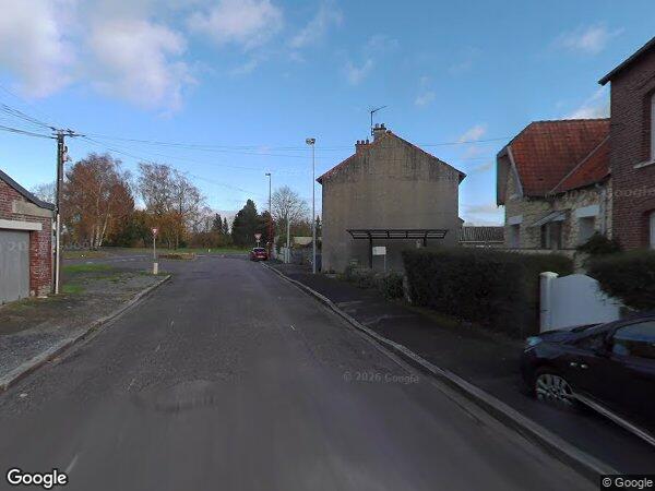 UN IMMEUBLE À USAGE D'HABITATION