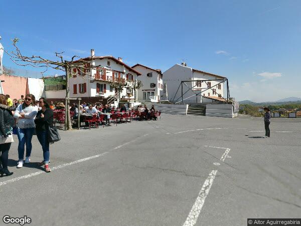 UN ENSEMBLE IMMOBILIER