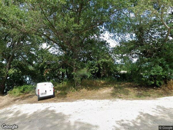 UNE MAISON À USAGE D’HABITATION