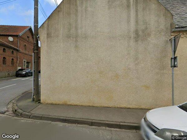 UNE MAISON DE VILLE MITOYENNE