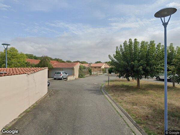 UNE MAISON D'HABITATION