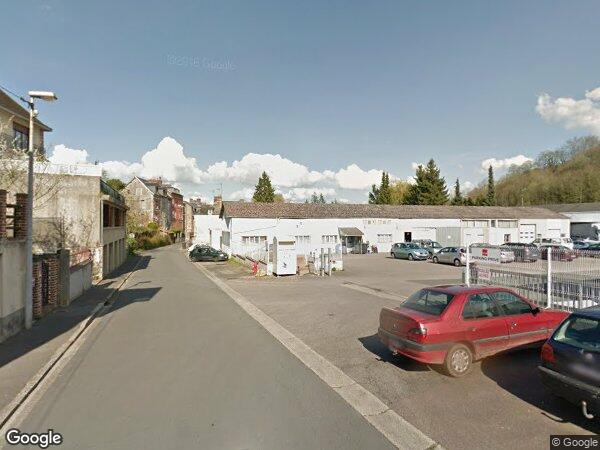 UNE MAISON D'HABITATION