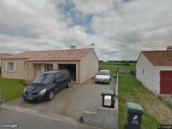 UNE MAISON D'HABITATION