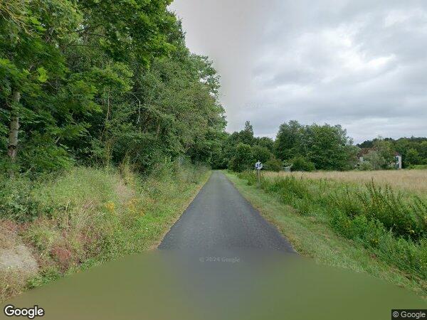 UNE MAISON À USAGE D'HABITATION