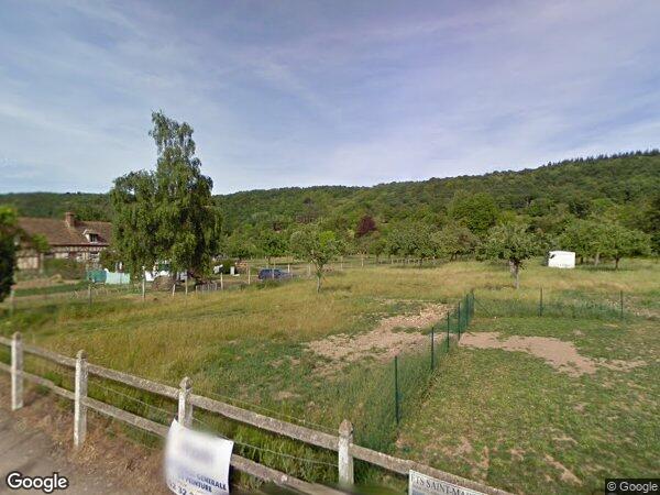 UNE MAISON À USAGE D'HABITATION