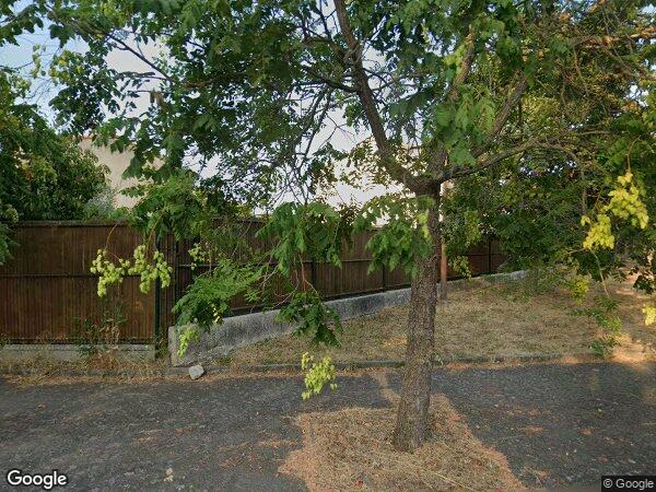 UN APPARTEMENT T1 ET EMPLACEMENT DE PARKING