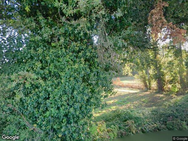 UNE PARCELLE DE TERRE