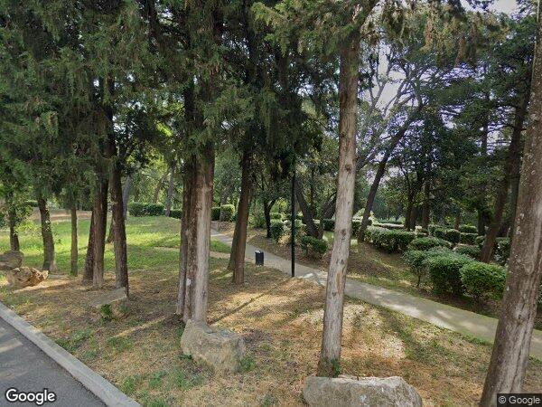 UN APPARTEMENT DE TYPE T5 ET UNE CAVE