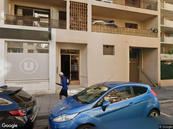 UN APPARTEMENT ET UNE CAVE