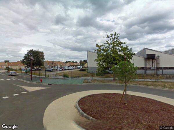 UN APPARTEMENT ET UN PARKING