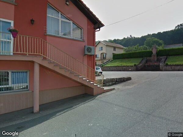 UN TERRAIN À BÂTIR