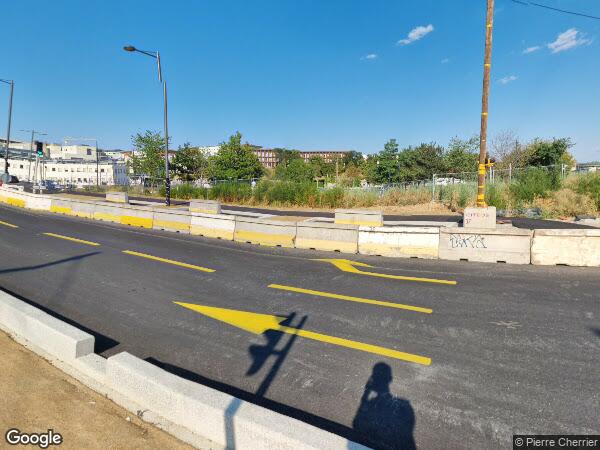 UN APPARTEMENT AVEC UNE CAVE ET UN PARKING