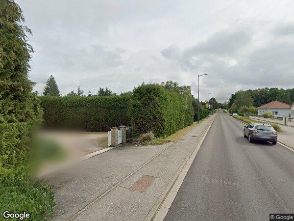 UNE MAISON À USAGE D'HABITATION