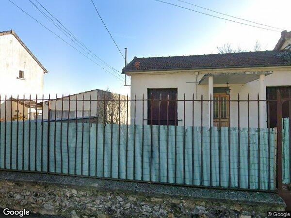 UNE MAISON D'HABITATION