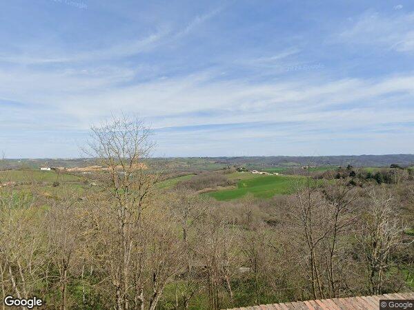 UNE MAISON MITOYENNE AVEC PLACE DE PARKING
