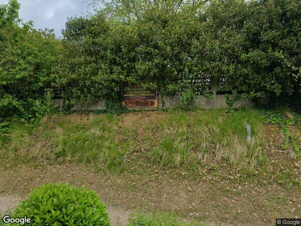 UNE MAISON AVEC JARDIN