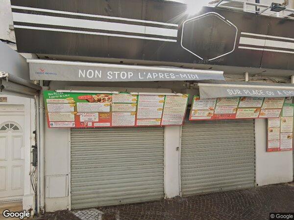 UN STUDIO AVEC MEZZANINE