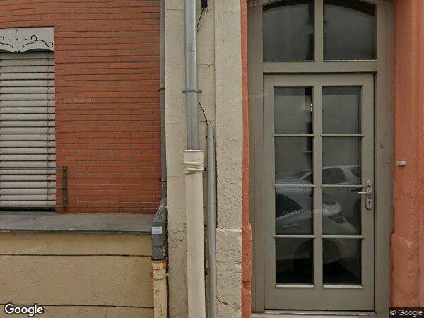 UN APPARTEMENT ET UNE CAVE