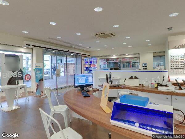 UN ENSEMBLE IMMOBILIER