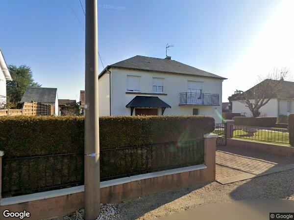 UNE MAISON D'HABITATION