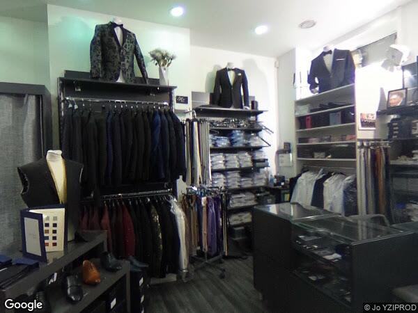 UN LOCAL À USAGE COMMERCIAL