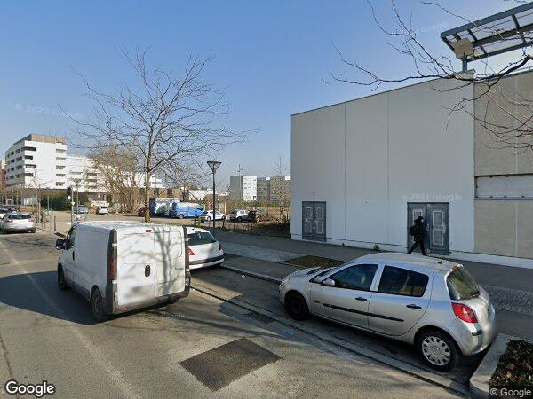 UN APPARTEMENT ET UNE CAVE