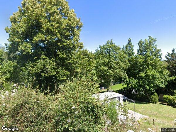 UNE MAISON À USAGE D'HABITATION