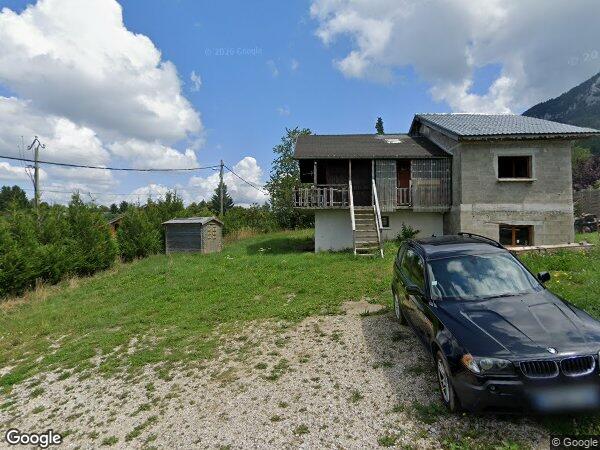 UN CHALET À USAGE D'HABITATION