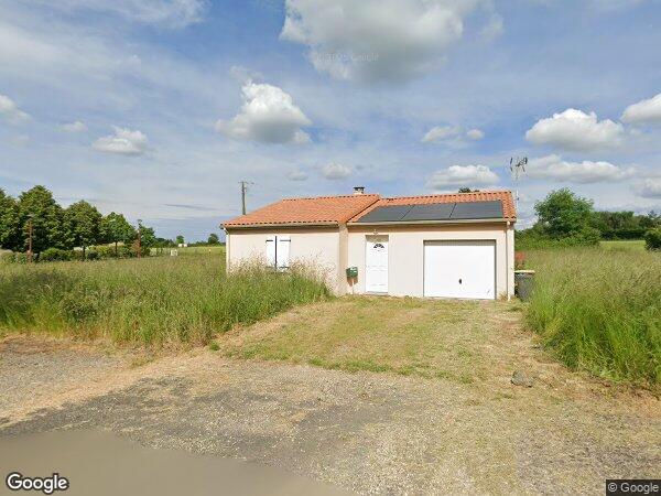 UNE MAISON D'HABITATION