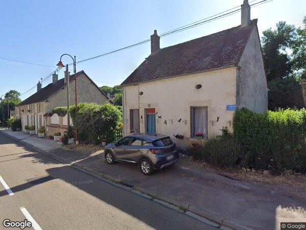 UNE MAISON D'HABITATION