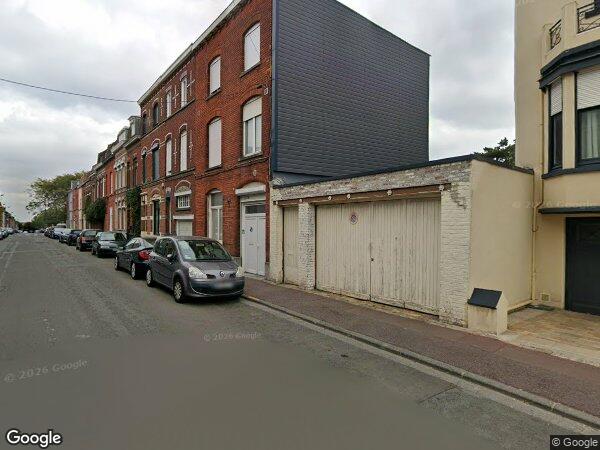 UN EMPLACEMENT DE STATIONNEMENT