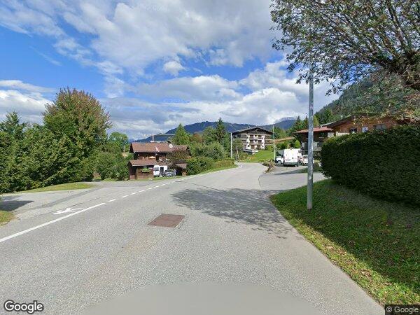 UN STUDIO AVEC BALCON