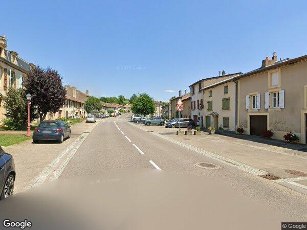 UNE MAISON D'HABITATION