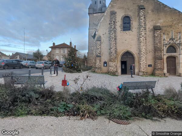 UNE MAISON D'HABITATION