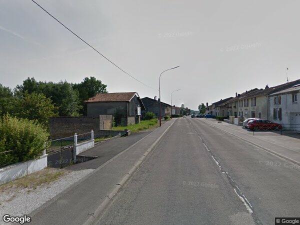 UNE MAISON D'HABITATION