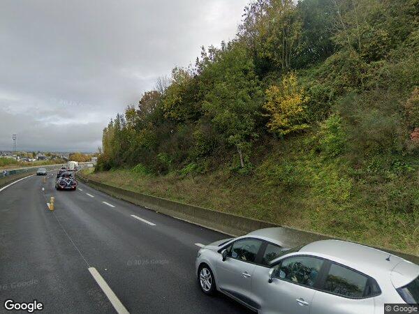 UNE MAISON D'HABITATION