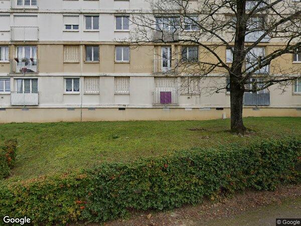 UN APPARTEMENT ET UNE CAVE