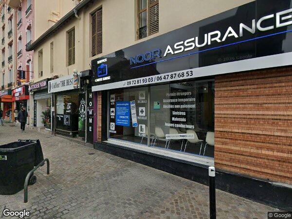 UN APPARTEMENT ET UN EMPLACEMENT DE STATIONNEMENT