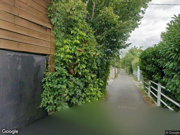 UNE MAISON D'HABITATION