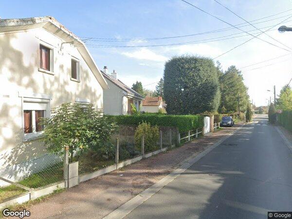 UNE MAISON INDIVIDUELLE À USAGE D'HABITATION