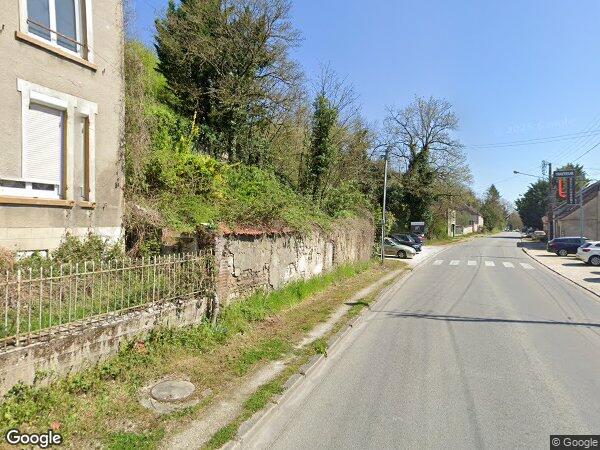 UNE MAISON D'HABITATION