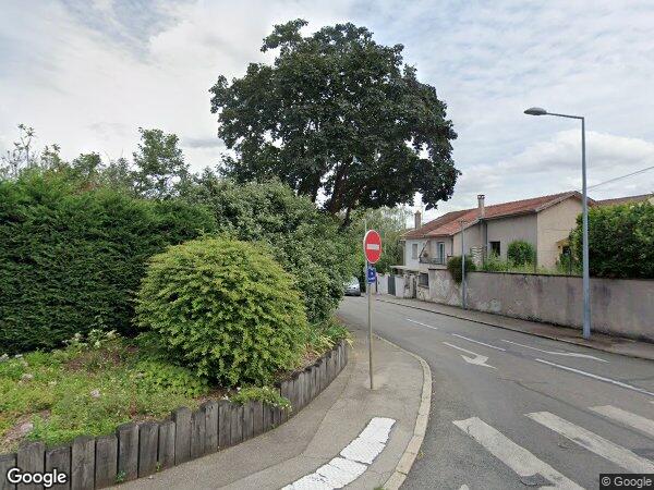 UN APPARTEMENT DE TYPE F4