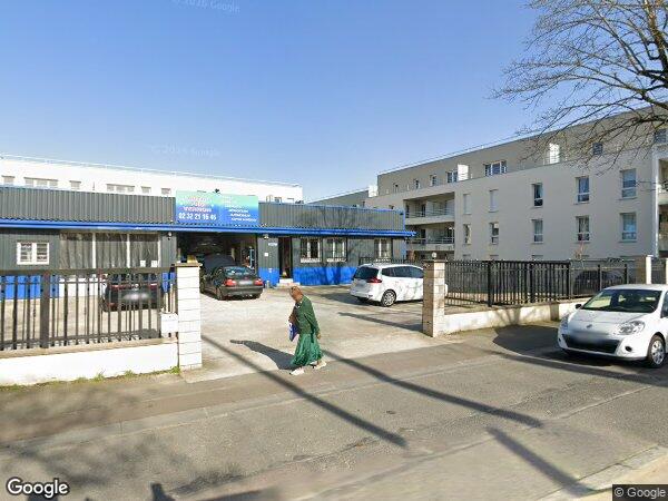 UNE MAISON D'HABITATION