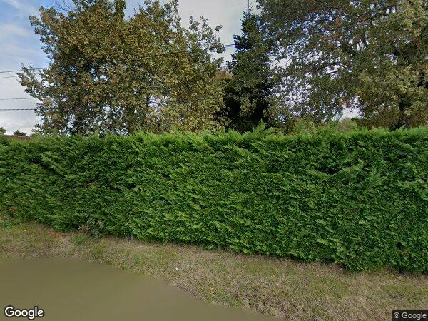 UNE MAISON D'HABITATION