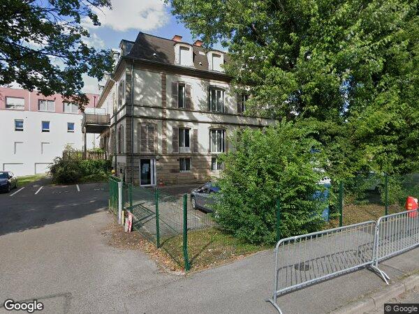 UN ENSEMBLE IMMOBILIER