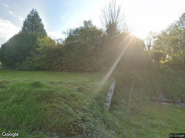 UNE MAISON À USAGE D'HABITATION