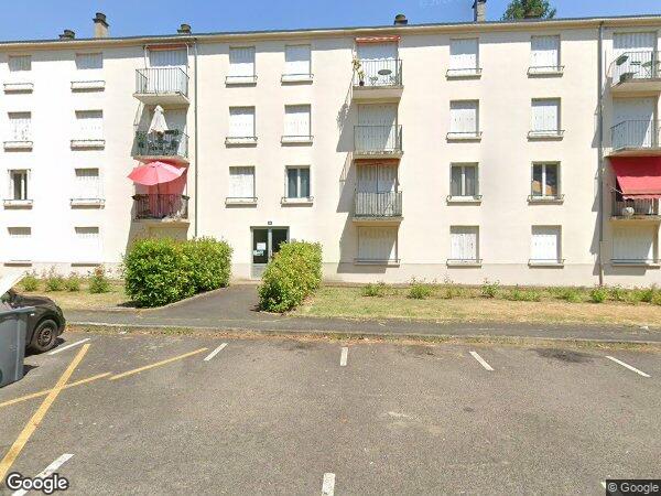 UN APPARTEMENT