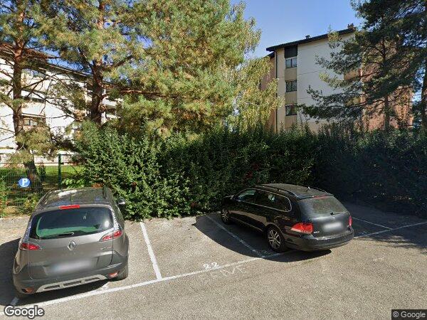 UN APPARTEMENT DE DEUX PIÈCES