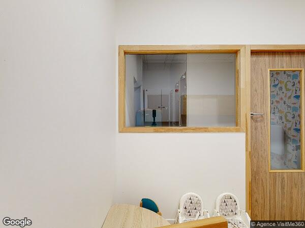 UN APPARTEMENT