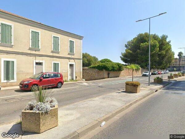 UN APPARTEMENT